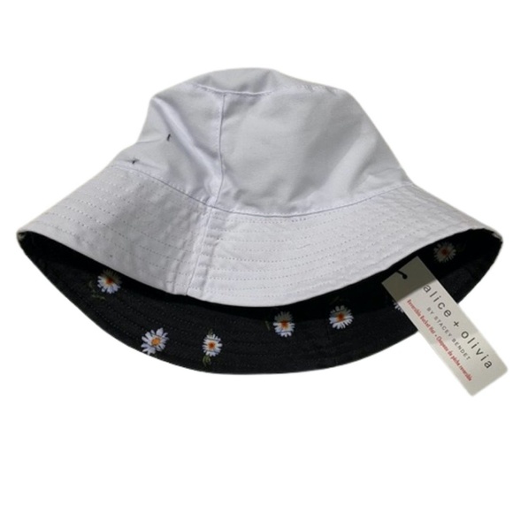 Alice + Olivia Daisy Print Bag & Reversible Hat - Picture 3 of 7